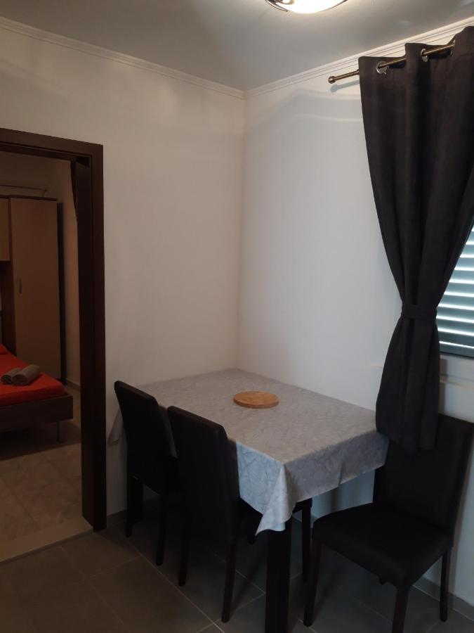 Apartments By The Sea Cove Blaca, Mljet - 4899 Saplunara Exterior foto